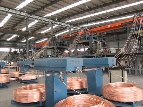 Forno di fusione e forno di mantenimento del rame, forno di fusione in barre di rame